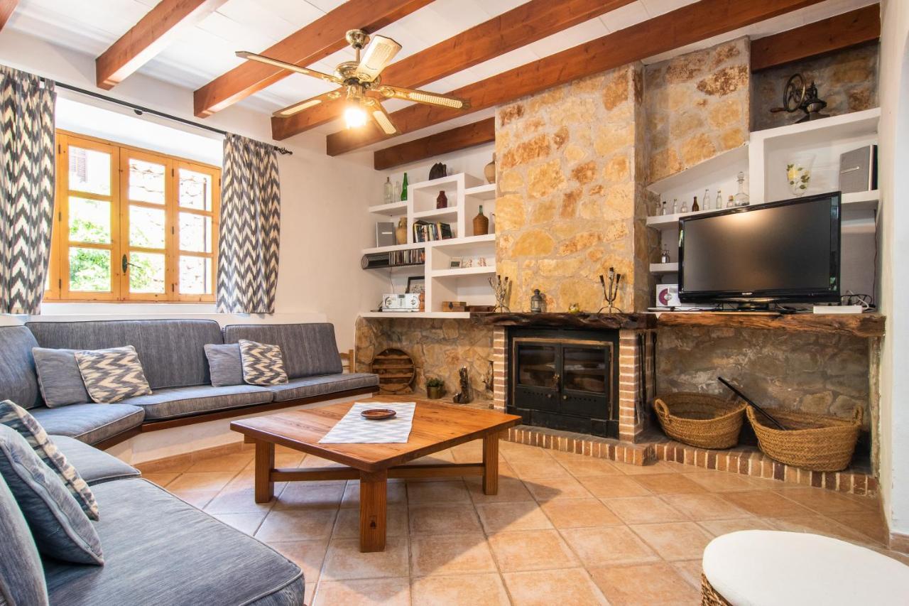Fabulous Rural House With Views To The Mountains With Swimming Pool Caimari Exterior foto